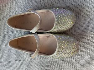 NIB Toddler glitter shoes size 10